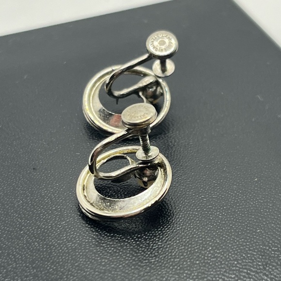 Lady Ellen Sterling silver pearl round screw back earrings Mid Century vintage - Picture 12 of 15